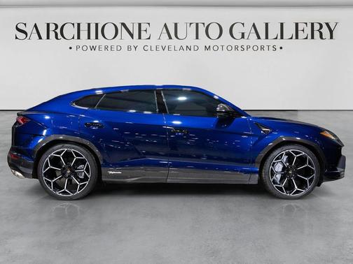 Blue 2024 Lamborghini Urus Performante