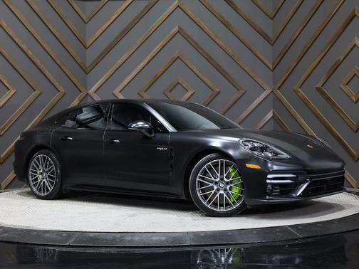 2021 Porsche Panamera Turbo S
