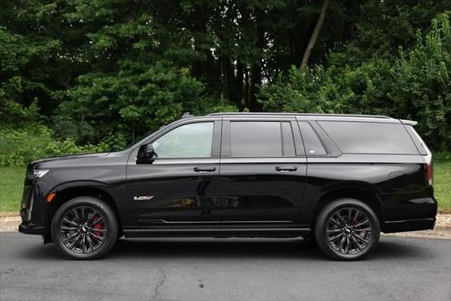 2023 Cadillac Escalade ESV V-Series