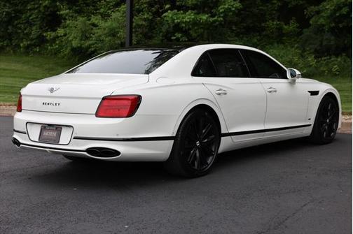 2021 Bentley Flying Spur V8
