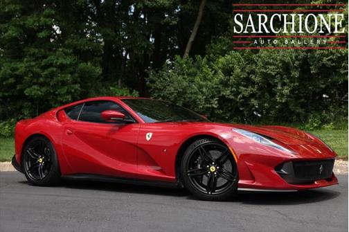 2020 Ferrari 812 Superfast Base
