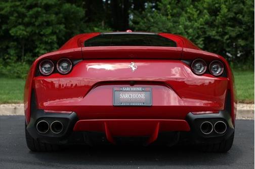 2020 Ferrari 812 Superfast Base