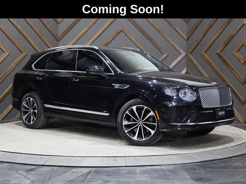 Black 2022 Bentley Bentayga V8