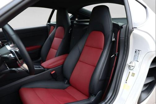 2025 Porsche 718 Cayman 