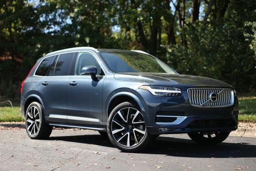 2025 Volvo XC90 B6 Plus 7-Seater