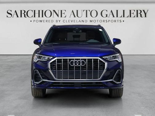 Navarra Blue Metallic 2023 Audi Q3 45 S line Premium Plus