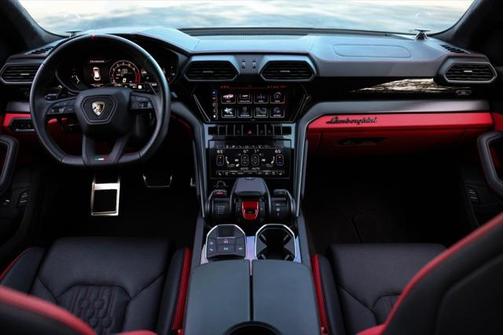 2024 Lamborghini Urus S