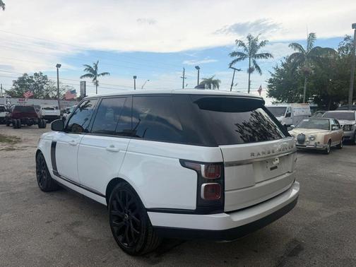 White 2018 Land Rover Range Rover 3.0L Supercharged HSE