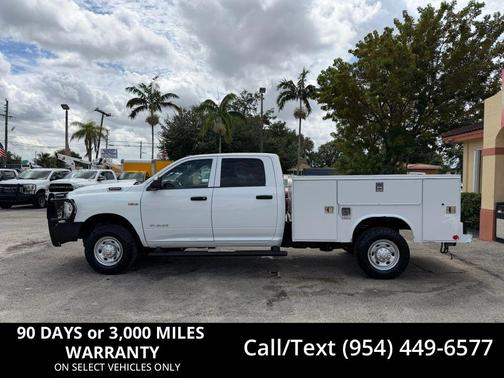 2022 RAM 2500 Tradesman Crew Cab 4x4 8' Box
