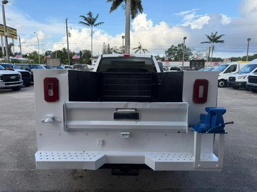 Oxford White 2019 Ford F-350 XL