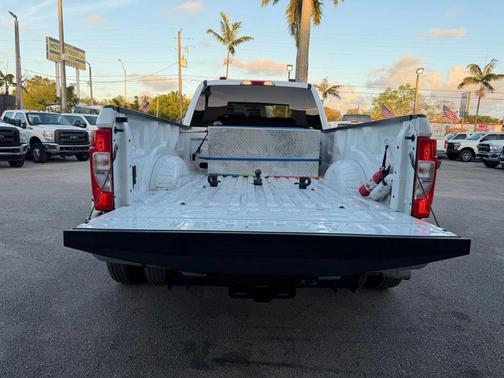 Oxford White 2021 Ford F-350 XL