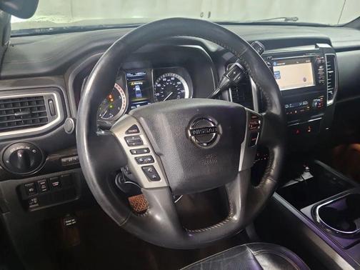 2018 Nissan Titan XD SL