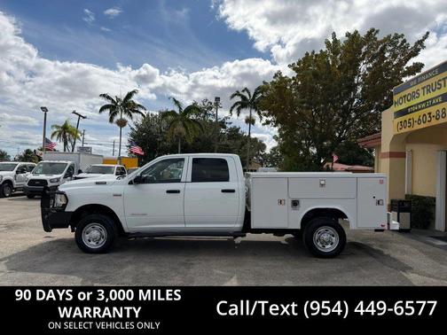 2022 RAM 2500 Tradesman Crew Cab 4x4 8' Box