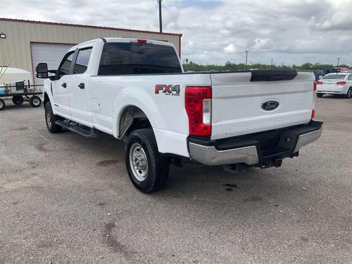 Oxford White 2018 Ford F-250 XL