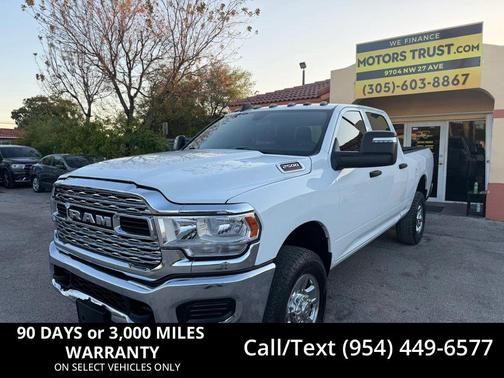 2023 RAM 2500 Tradesman Crew Cab 4x4 6'4' Box