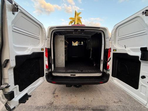 Oxford White 2022 Ford Transit-150 Base