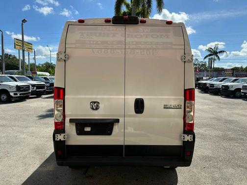 2025 RAM ProMaster 2500 Tradesman