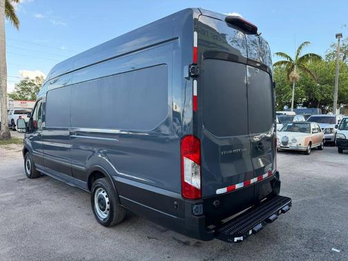 2020 Ford Transit-250 Base