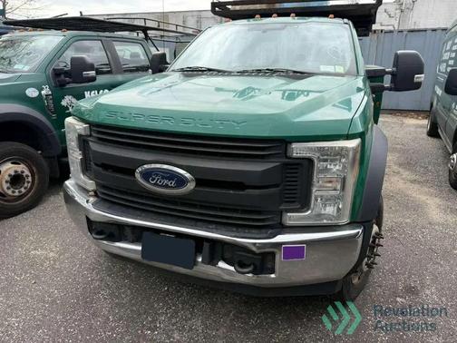 Green 2017 Ford F-450 XL