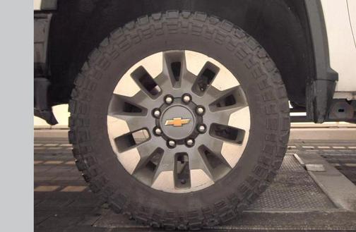 Summit White 2021 Chevrolet Silverado 2500 Custom