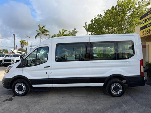 2022 Ford Transit-150 Base