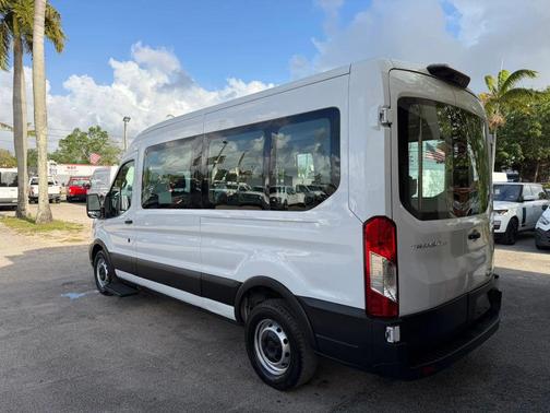 2022 Ford Transit-150 Base