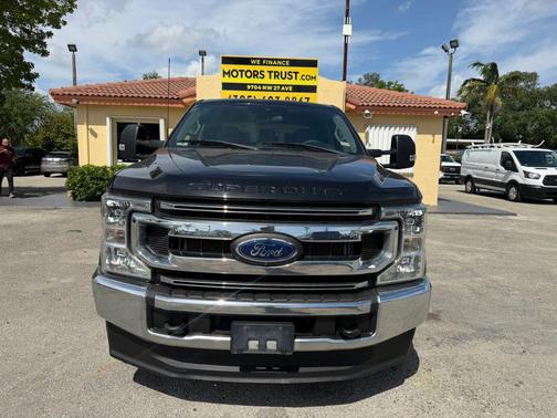Agate Black Metallic 2022 Ford F-250 XL