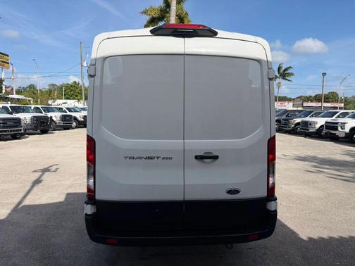 2025 Ford Transit-250 Base