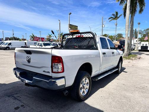 Bright White Clearcoat 2019 RAM 2500 Tradesman Crew Cab 4x4 6'4' Box