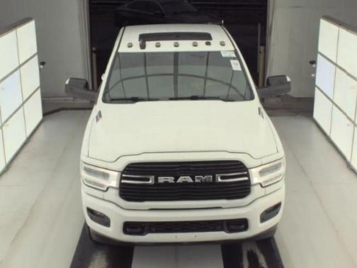Bright White Clearcoat 2020 RAM 2500 Big Horn Crew Cab 4x4 8' Box