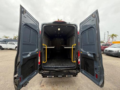 2020 Ford Transit-250 Base