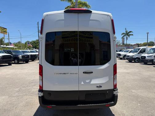 Oxford White 2020 Ford Transit-350 XL