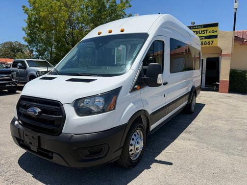 Oxford White 2020 Ford Transit-350 XL