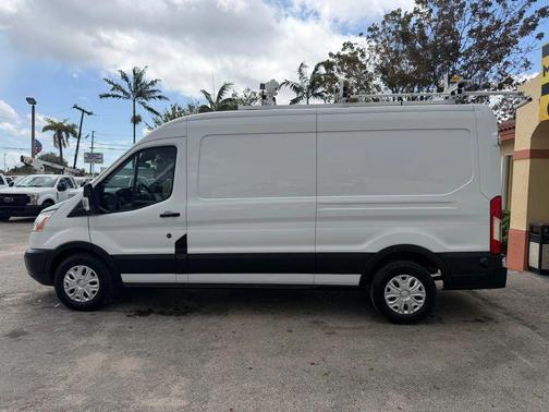 Oxford White 2019 Ford Transit-250 Base