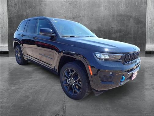 2025 Jeep Grand Cherokee 4xe Anniversary Edition