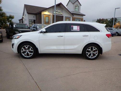 2016 Kia Sorento SX