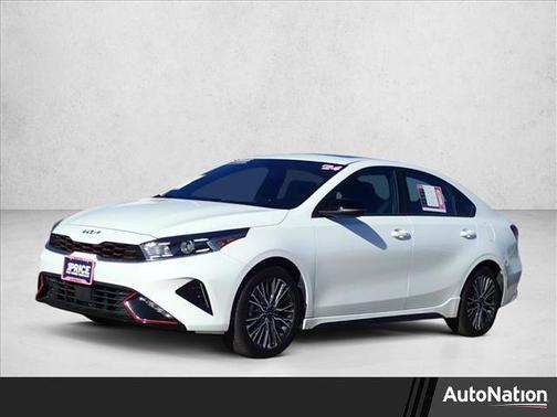 Snow White Pearl 2024 Kia Forte GT-Line