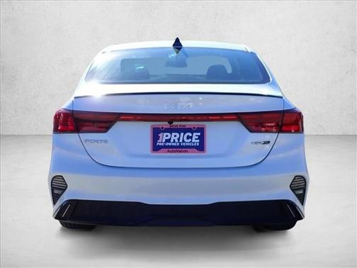 Snow White Pearl 2024 Kia Forte GT-Line