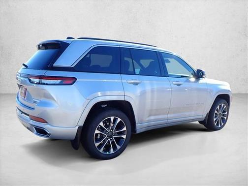 2025 Jeep Grand Cherokee Overland