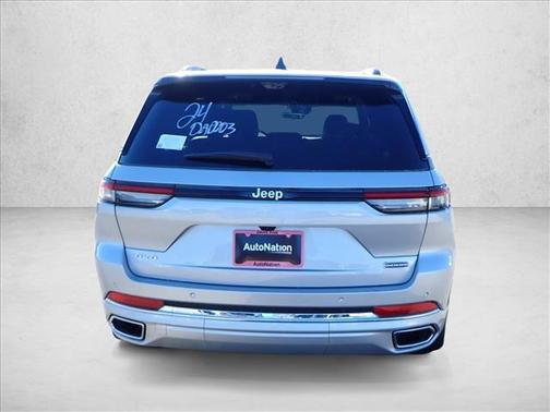 2025 Jeep Grand Cherokee Overland