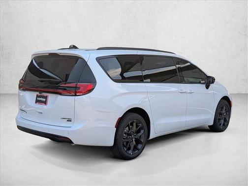 2026 Chrysler Pacifica Limited