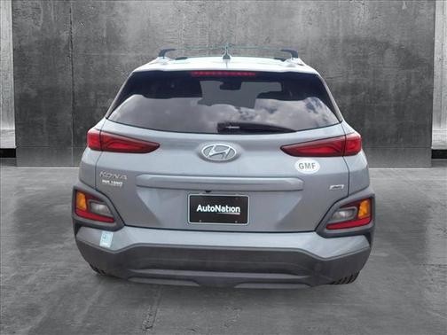 2021 Hyundai KONA SEL