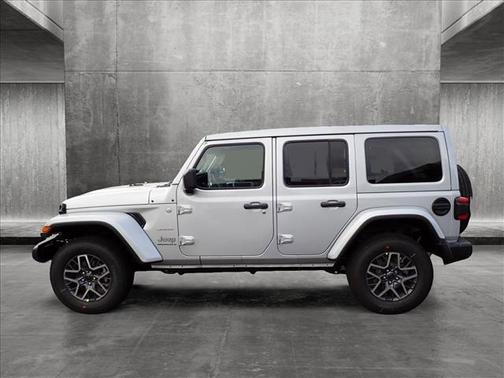 2024 Jeep Wrangler 4-Door Sahara 4x4