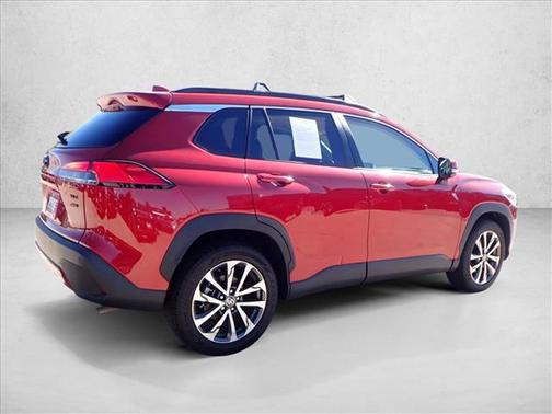 2022 Toyota Corolla Cross XLE