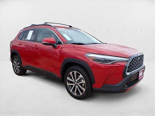 2022 Toyota Corolla Cross XLE