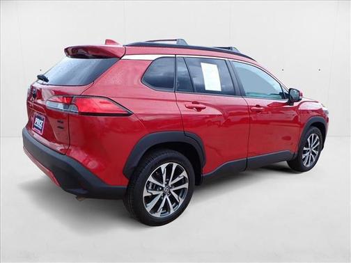 2022 Toyota Corolla Cross XLE