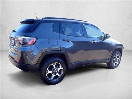 Granite Crystal Metallic Clearcoat 2022 Jeep Compass Trailhawk