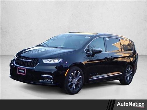 2026 Chrysler Pacifica L