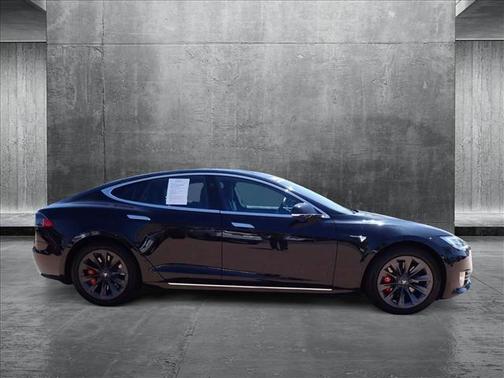 2018 Tesla Model S 75D