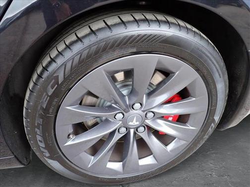 2018 Tesla Model S 75D
